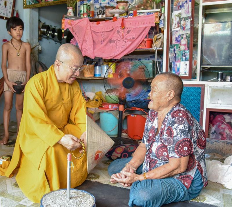Quỹ Đạo Phật Ngày Nay Tặng Quà Cho 200 Trẻ Em &amp; 183 Hộ Gia Đình “Tổ Ấm Từ Bi” Tại Tây Ninh