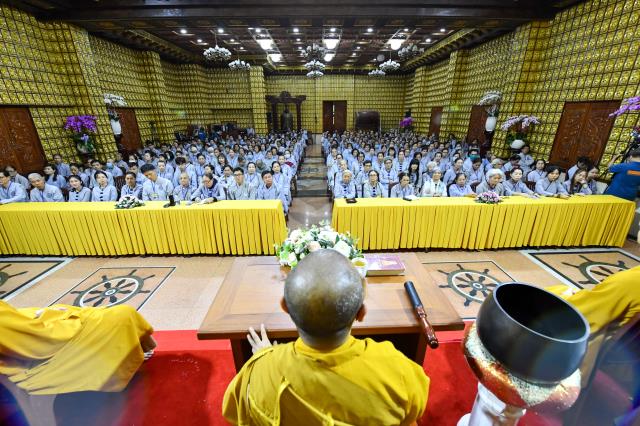&quot;Bản chất của sự sống là tôn trọng sự sống&quot; - TT. Nhật Từ