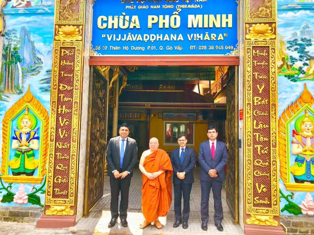 Đại sứ Ấn Độ thăm chùa Phổ Minh nhân mùa an cư kiết hạ PL.2564