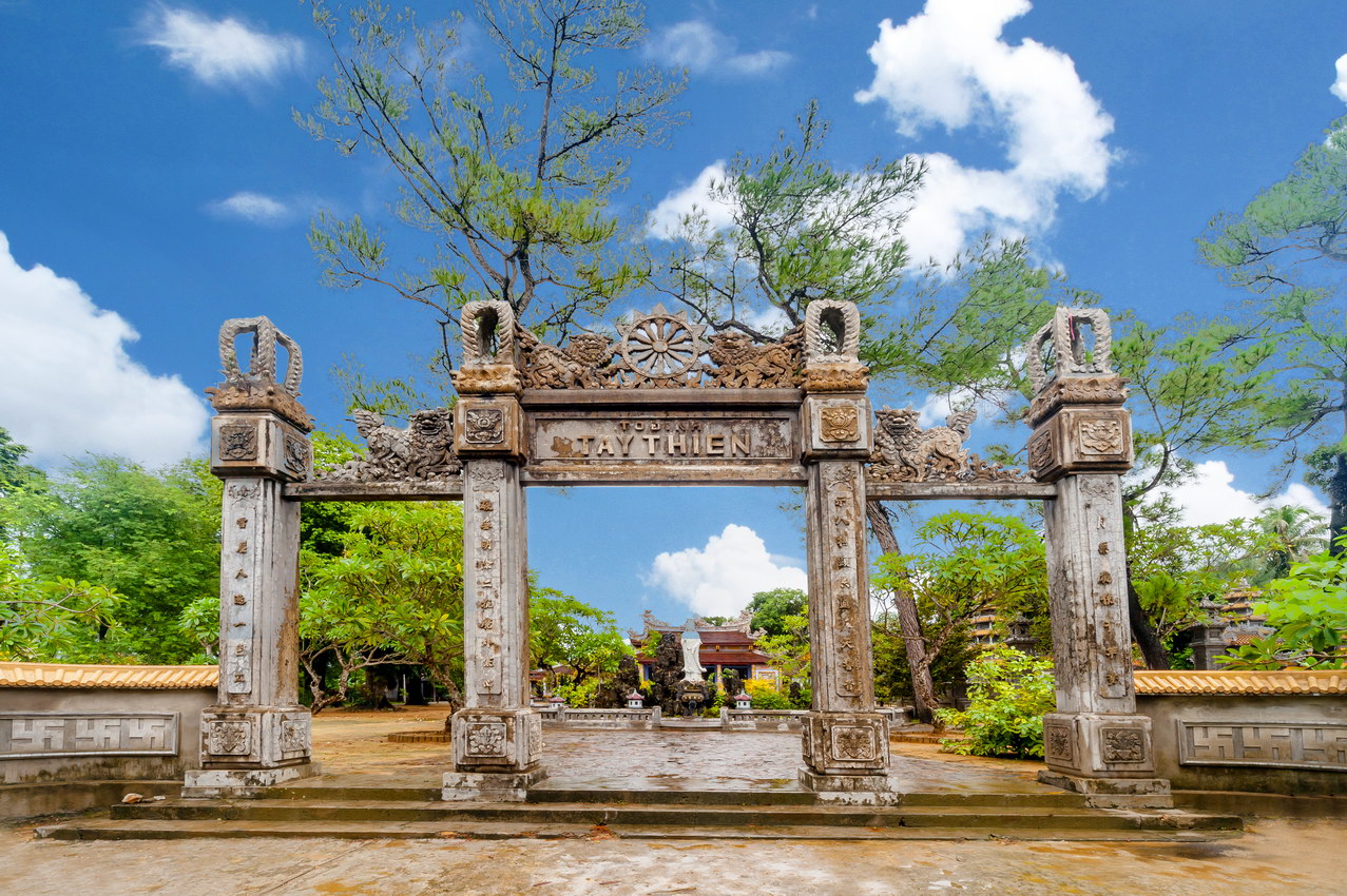 Sắc tứ tây thiên di đà tự, huế với tăng cang hòa thượng thanh ninh tâm tịnh