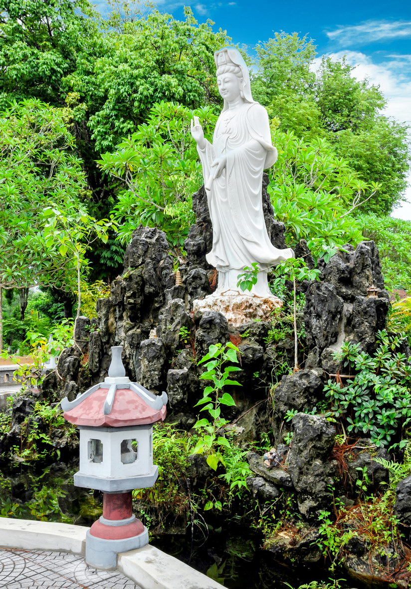 Sắc tứ tây thiên di đà tự, huế với tăng cang hòa thượng thanh ninh tâm tịnh