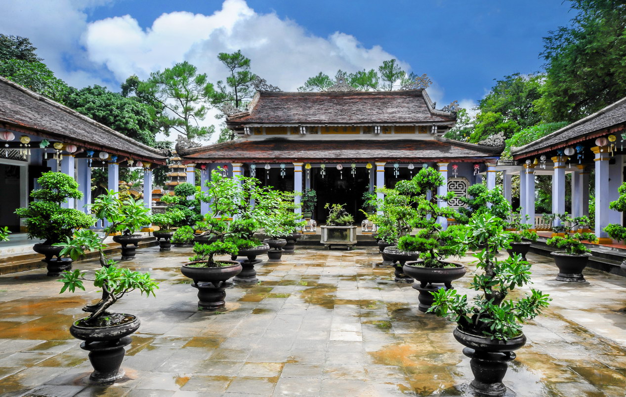 Sắc tứ tây thiên di đà tự, huế với tăng cang hòa thượng thanh ninh tâm tịnh
