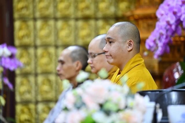 Khi người trẻ tham dự khóa tu