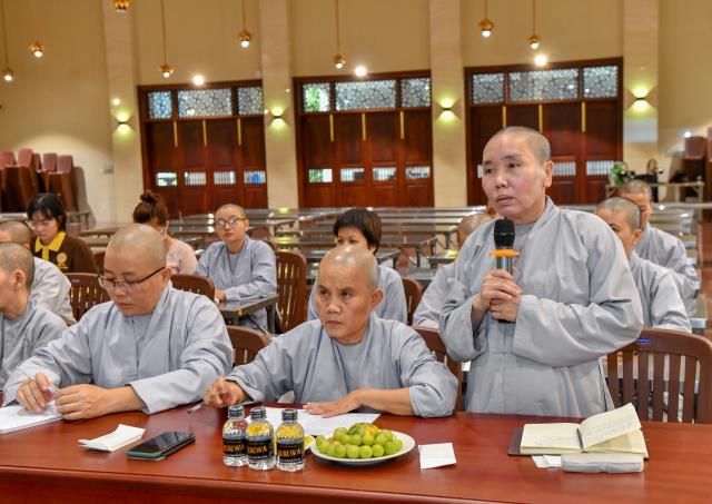 TP. HCM: Trung tâm Nghiên cứu Nữ giới PGVN họp về dịch Tam tạng Thánh điển PG