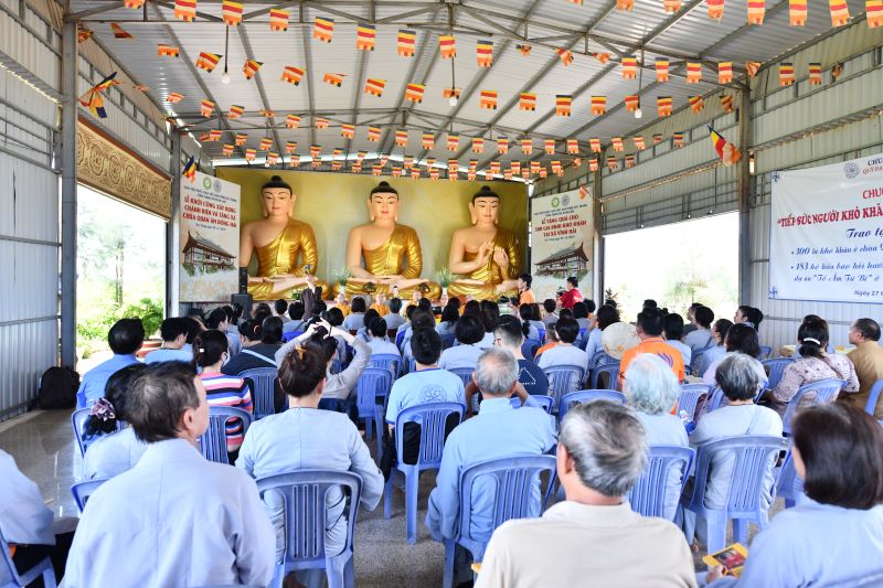 Tổng Kết Chương Trình Cúng Dường Trường Hạ Miền Đông Và Miền Tây Nam Bộ (C251)