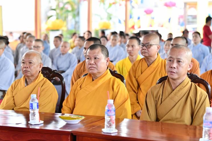 Tổng Kết Chương Trình Cúng Dường Trường Hạ Miền Đông Và Miền Tây Nam Bộ (C251)