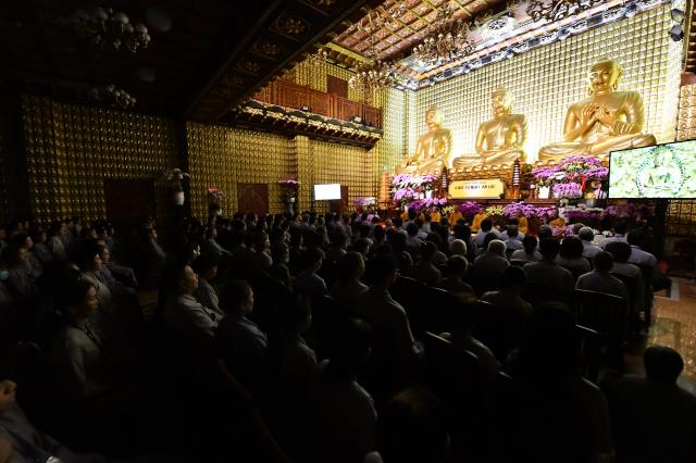 &quot;Hãy chọn giải pháp phù hợp với mình!&quot; - TT. Thích Nhật Từ