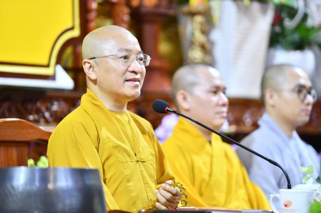 &quot;Hãy chọn giải pháp phù hợp với mình!&quot; - TT. Thích Nhật Từ