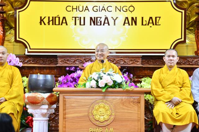&quot;Hãy chọn giải pháp phù hợp với mình!&quot; - TT. Thích Nhật Từ