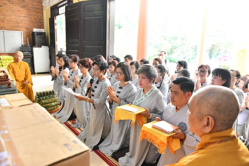 Tổng Kết Chương Trình Cúng Dường Trường Hạ Miền Đông Và Miền Tây Nam Bộ (C251)