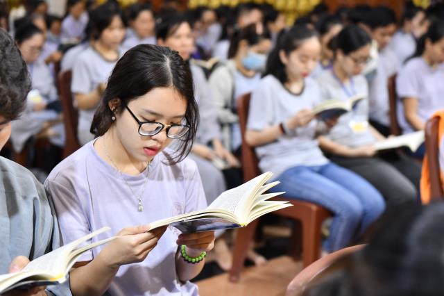 Khi người trẻ tham dự khóa tu