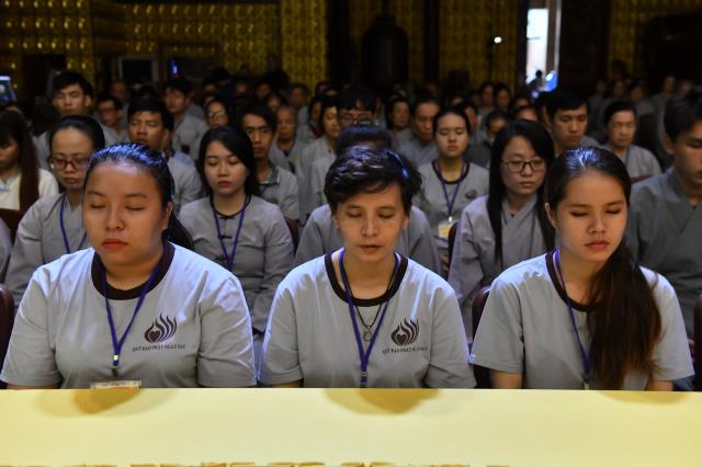 Khi người trẻ tham dự khóa tu