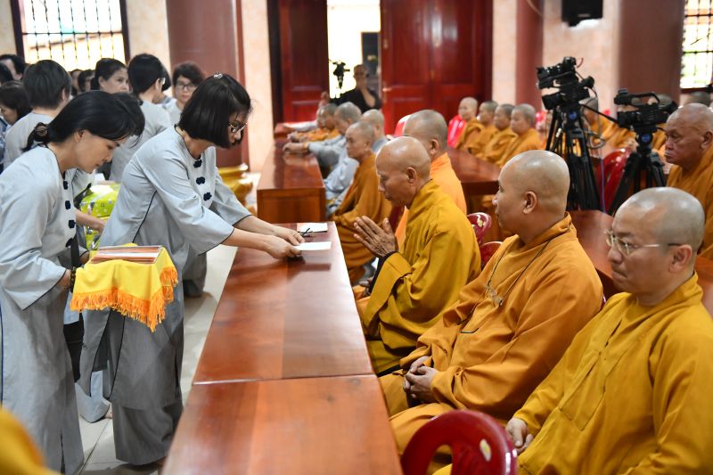 Tổng Kết Chương Trình Cúng Dường Trường Hạ Miền Đông Và Miền Tây Nam Bộ (C251)