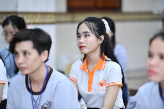 Khi người trẻ tham dự khóa tu