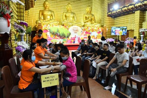 Chùa Giác Ngộ: 460 Người Tham Gia  Hiến Máu Nhân Đạo