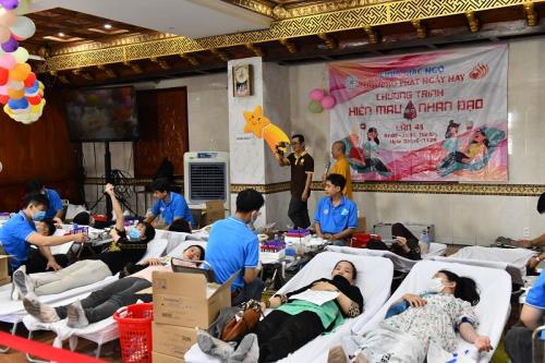 Chùa Giác Ngộ: 460 Người Tham Gia  Hiến Máu Nhân Đạo
