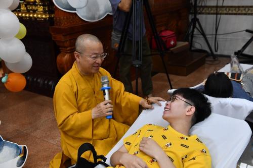 Chùa Giác Ngộ: 460 Người Tham Gia  Hiến Máu Nhân Đạo