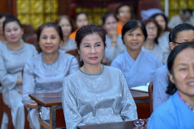 &quot;Trong chùa, có cả Ta-bà&quot; - NS. TN. Hương Nhũ