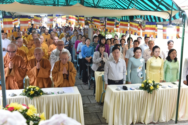 TP. HCM: Chùa Thiên Tôn đón nhận huân chương lao động hạng ba