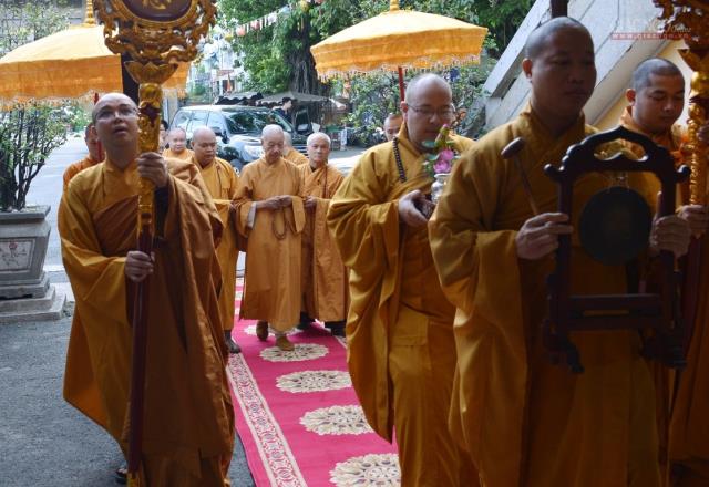 Trưởng lão HT.Thích Trí Quảng thăm hai trường hạ
