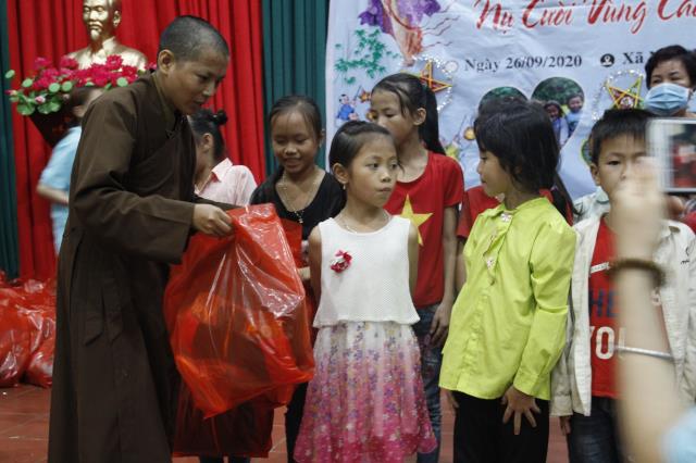 Lào Cai : CLB Thiện Nguyện Duyên Từ Tâm cùng CLB Thanh Thiếu Niên Phật Tử Chùa Sủi tổ chức chuyến đi thiện nguyện tại huyện Văn Bàn tỉnh Lào Cai
