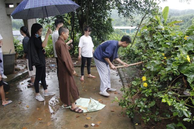 Lào Cai : CLB Thiện Nguyện Duyên Từ Tâm cùng CLB Thanh Thiếu Niên Phật Tử Chùa Sủi tổ chức chuyến đi thiện nguyện tại huyện Văn Bàn tỉnh Lào Cai