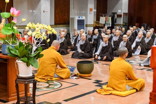 ĐĐ. Thích Quảng Tịnh giảng về oai nghi của người xuất gia