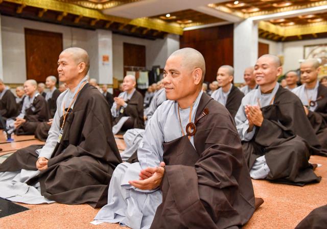 ĐĐ. Thích Quảng Tịnh giảng về oai nghi của người xuất gia