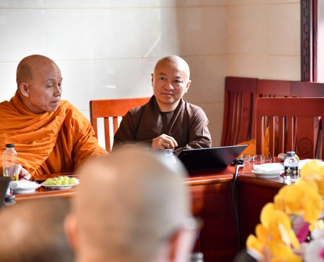 Chùa Thanh Tâm: Trung tâm Nghiên cứu Nữ giới PGVN họp về quy cách phiên dịch và biên tập TTTĐPGVN