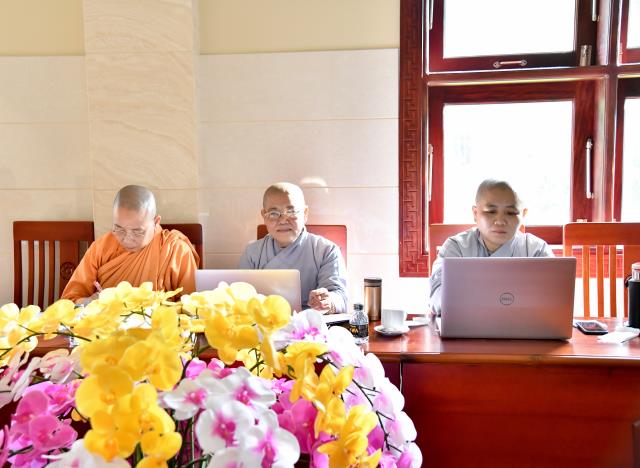 Chùa Thanh Tâm: Trung tâm Nghiên cứu Nữ giới PGVN họp về quy cách phiên dịch và biên tập TTTĐPGVN