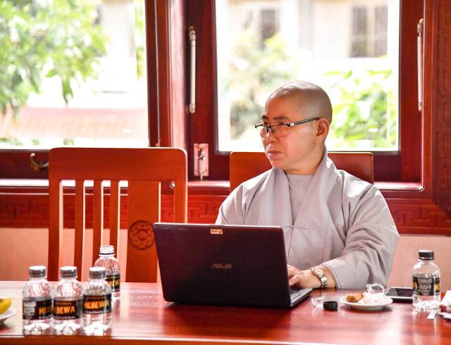 Chùa Thanh Tâm: Trung tâm Nghiên cứu Nữ giới PGVN họp về quy cách phiên dịch và biên tập TTTĐPGVN