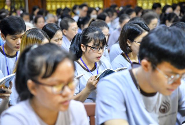 Khóa tu Tuổi trẻ: Việc xóa nghèo qua lăng kính của người trẻ
