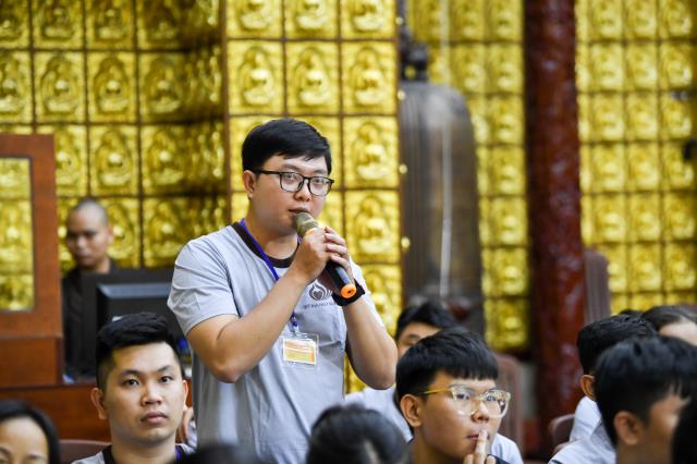 Khóa tu Tuổi trẻ: Việc xóa nghèo qua lăng kính của người trẻ