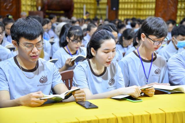 Khóa tu Tuổi trẻ: Việc xóa nghèo qua lăng kính của người trẻ