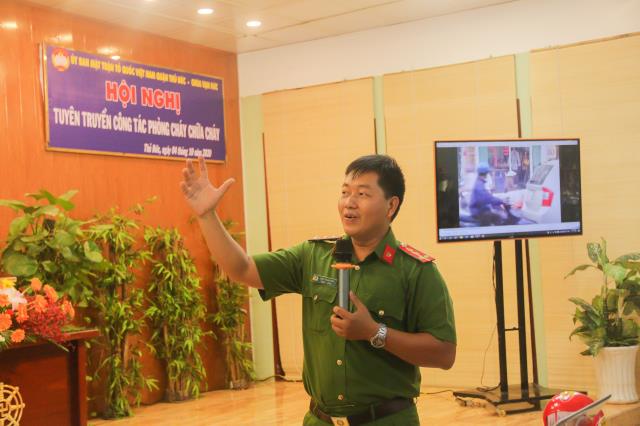 Tăng, Ni Phật Tử Đạo Tràng Vạn Đức Tham Dự Buổi Tập Huấn Nghiệp Vụ Phòng Cháy Chữa Cháy