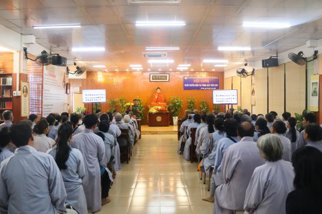 Tăng, Ni Phật Tử Đạo Tràng Vạn Đức Tham Dự Buổi Tập Huấn Nghiệp Vụ Phòng Cháy Chữa Cháy