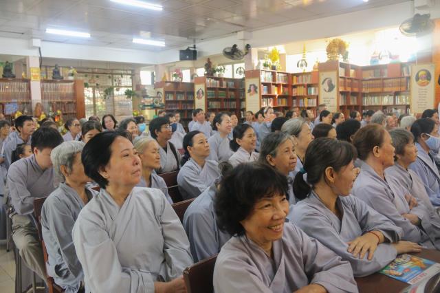 Tăng, Ni Phật Tử Đạo Tràng Vạn Đức Tham Dự Buổi Tập Huấn Nghiệp Vụ Phòng Cháy Chữa Cháy
