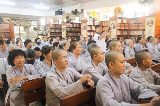 Tăng, Ni Phật Tử Đạo Tràng Vạn Đức Tham Dự Buổi Tập Huấn Nghiệp Vụ Phòng Cháy Chữa Cháy