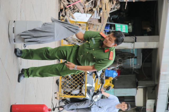 Tăng, Ni Phật Tử Đạo Tràng Vạn Đức Tham Dự Buổi Tập Huấn Nghiệp Vụ Phòng Cháy Chữa Cháy