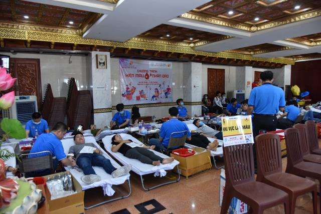 544 người tham gia hiến máu nhân đạo tại chùa Giác Ngộ (HM38)