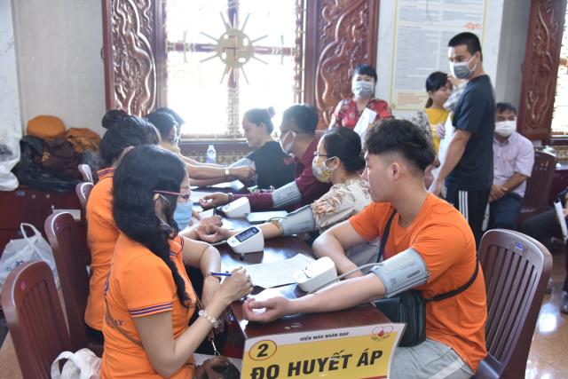 544 người tham gia hiến máu nhân đạo tại chùa Giác Ngộ (HM38)