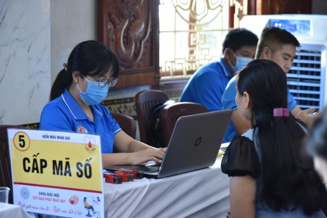 544 người tham gia hiến máu nhân đạo tại chùa Giác Ngộ (HM38)