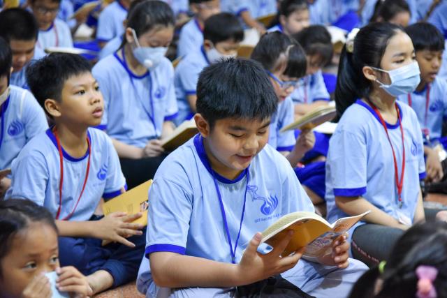 Cha mẹ được lợi gì khi đưa trẻ đến chùa?