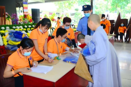 Tổng Kết Chương Trình Hỗ Trợ Lễ Tốt Nghiệp Và Khai Giảng Năm Học 2020  Học Viện PGVN TP. HCM (C255)