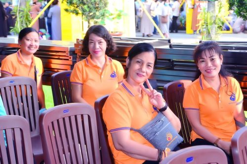Tổng Kết Chương Trình Hỗ Trợ Lễ Tốt Nghiệp Và Khai Giảng Năm Học 2020  Học Viện PGVN TP. HCM (C255)