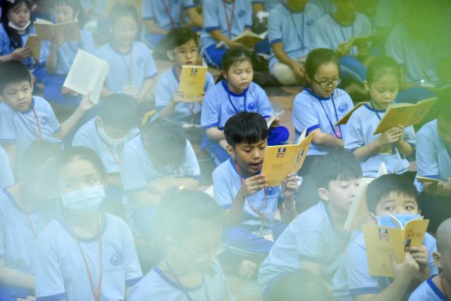 Cha mẹ được lợi gì khi đưa trẻ đến chùa?