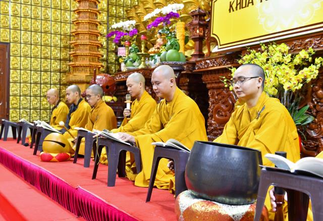 Khóa tu Ngày an lạc: TT. Nhật Từ nói về 7 bài học từ cuộc đời và đạo nghiệp của Phật hoàng Trần Nhân Tông