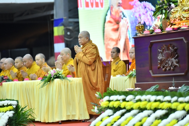 HVPGVN tại TP. HCM: Đêm thắp nến tri ân Thầy Cô và cầu nguyện thế giới an bình