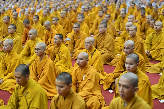 HVPGVN tại TP. HCM: Đêm thắp nến tri ân Thầy Cô và cầu nguyện thế giới an bình