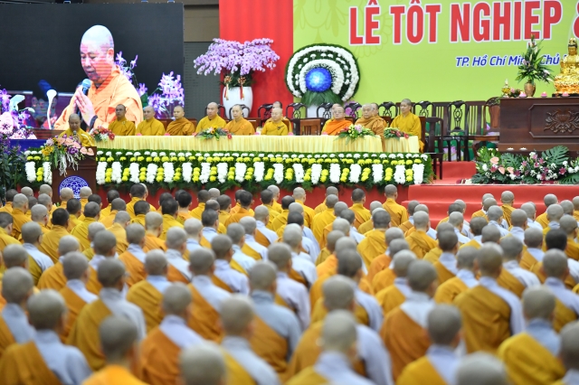 HVPGVN tại TP. HCM: Đêm thắp nến tri ân Thầy Cô và cầu nguyện thế giới an bình